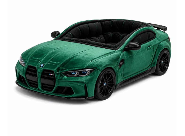 M4 Competition Dog Bed